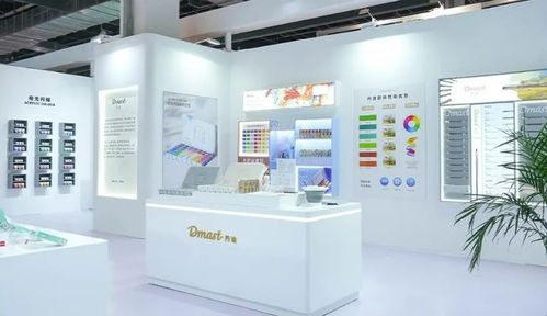得力攜500余款產品震撼亮相，引領文具零售新潮流